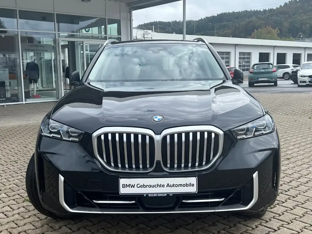 BMW X5 - Thumbnail 3