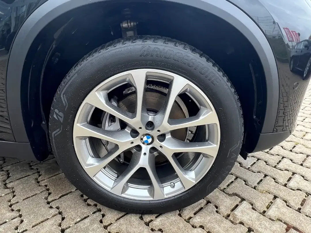 BMW X5 - Thumbnail 8