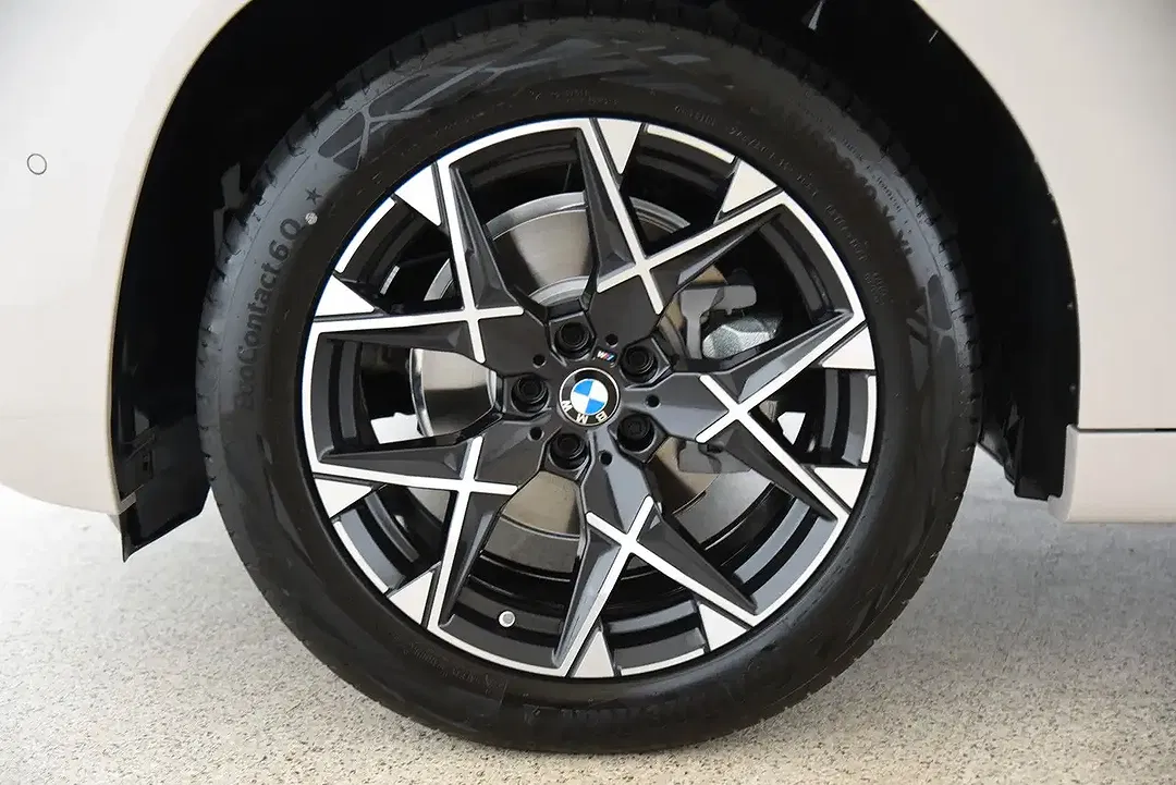 BMW X3 - Thumbnail 22