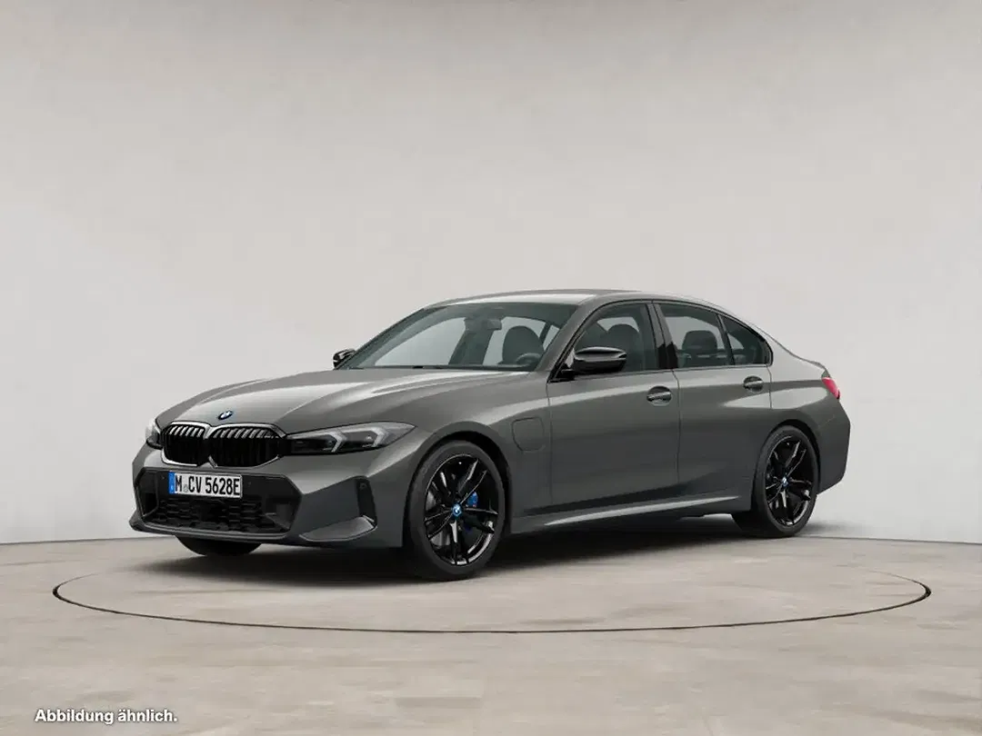BMW 320 - Thumbnail 4