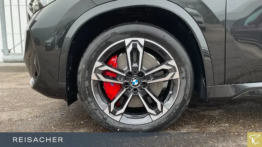 BMW X1 - Thumbnail 3
