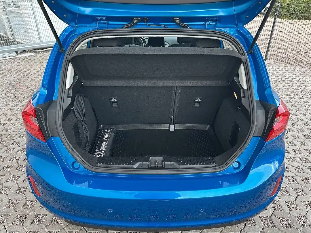 Ford Fiesta - Thumbnail 14