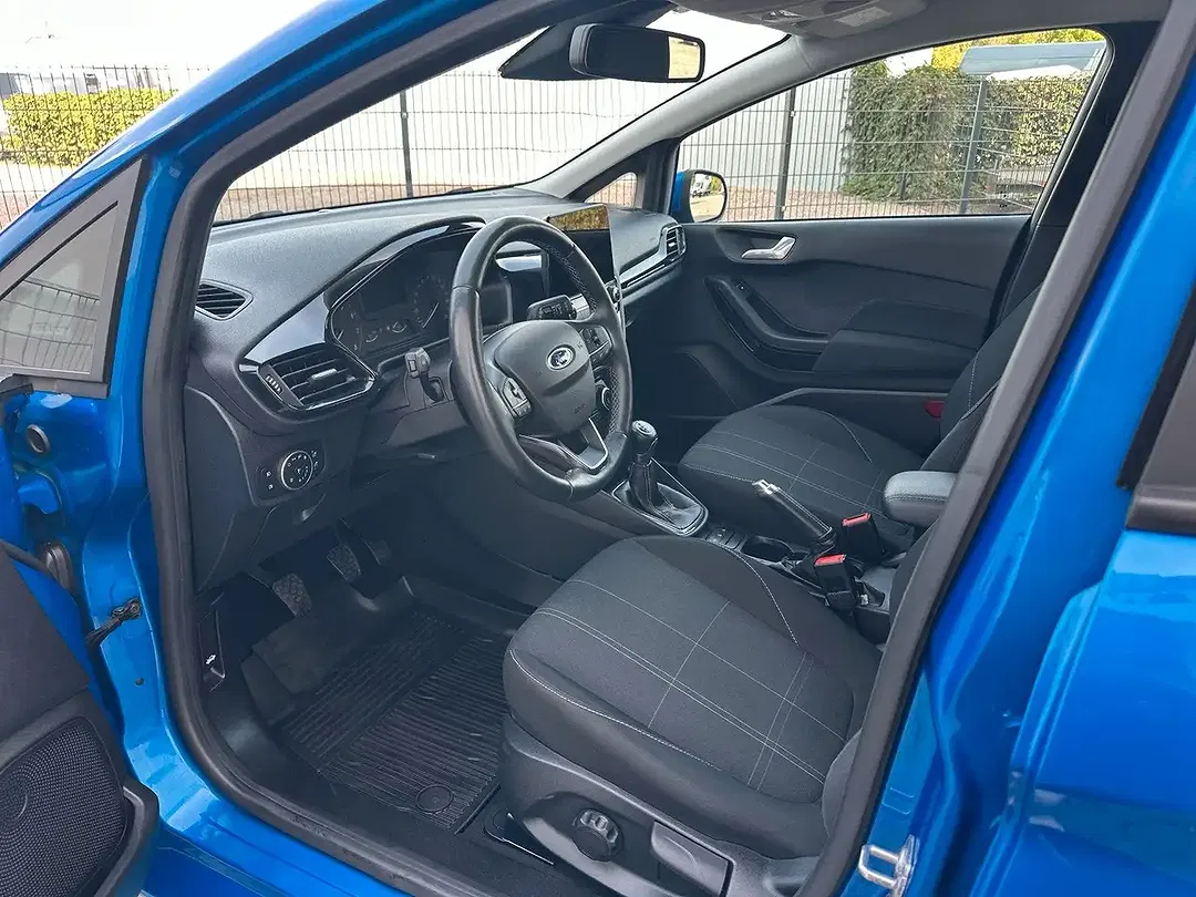 Ford Fiesta - Thumbnail 8