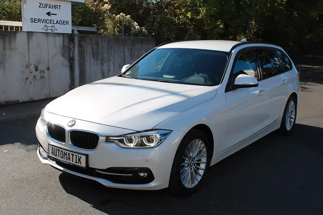 BMW 320 - Thumbnail 1