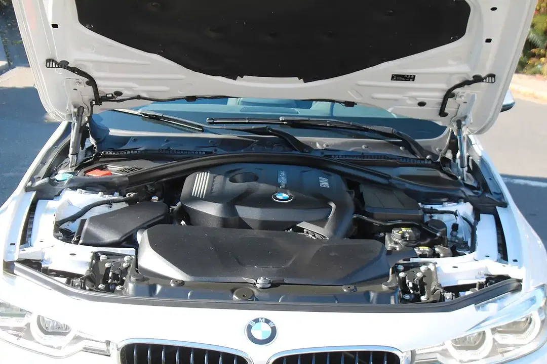 BMW 320 - Thumbnail 35