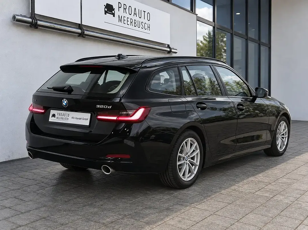 BMW 320 - Thumbnail 2