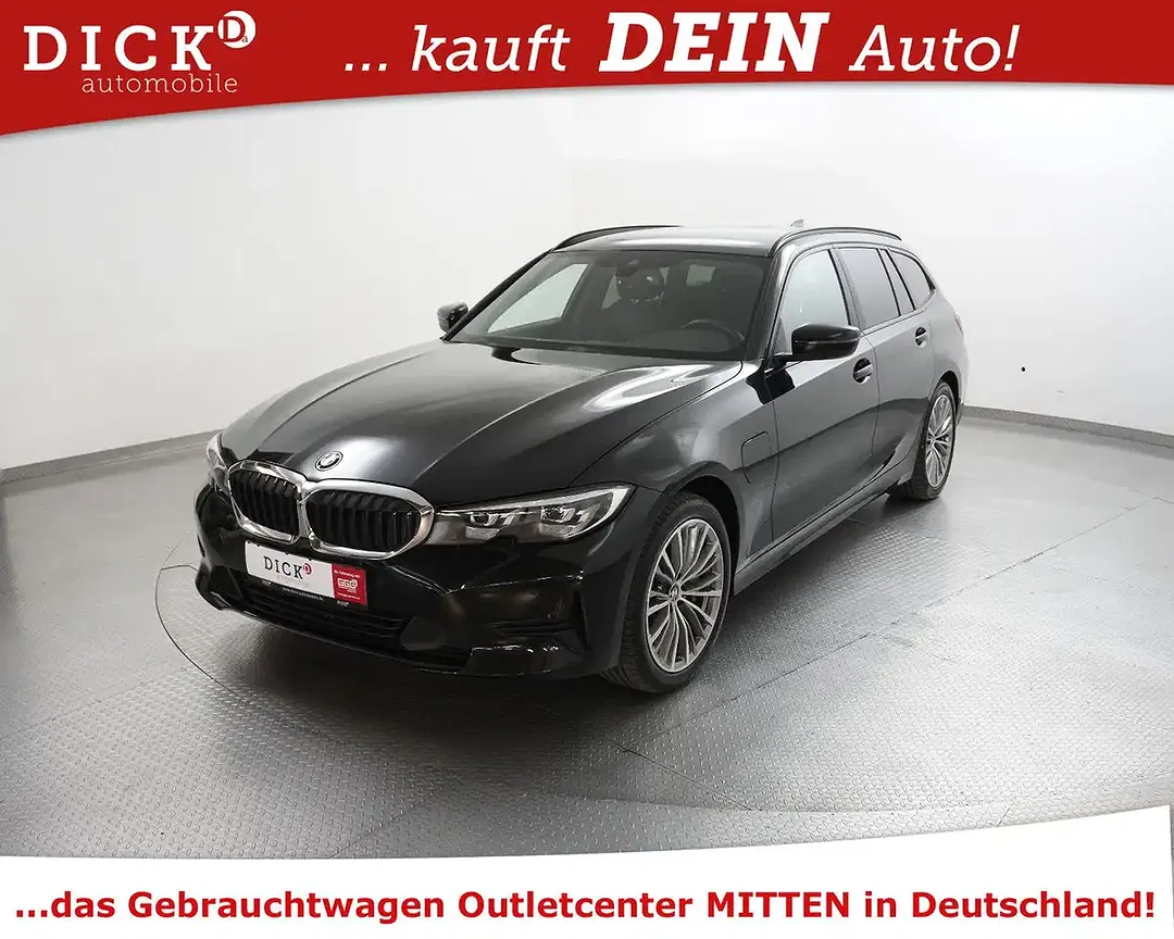 BMW 330 - Thumbnail 4
