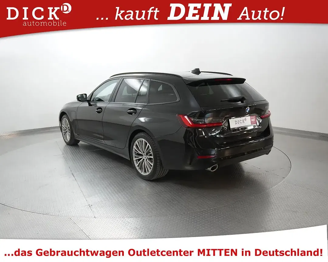 BMW 330 - Thumbnail 6