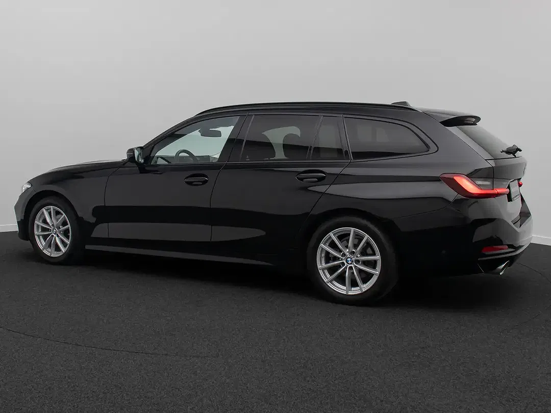 BMW 320 - Thumbnail 10