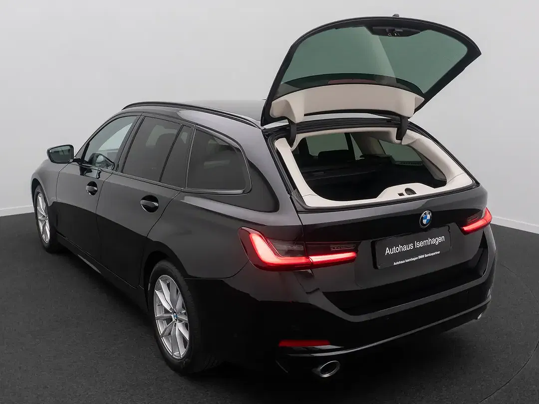 BMW 320 - Thumbnail 13