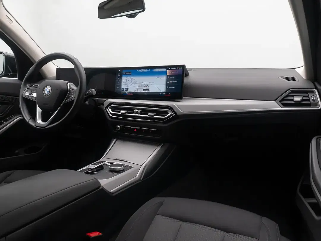 BMW 320 - Thumbnail 40