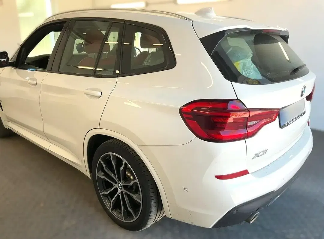BMW X3 - Thumbnail 10
