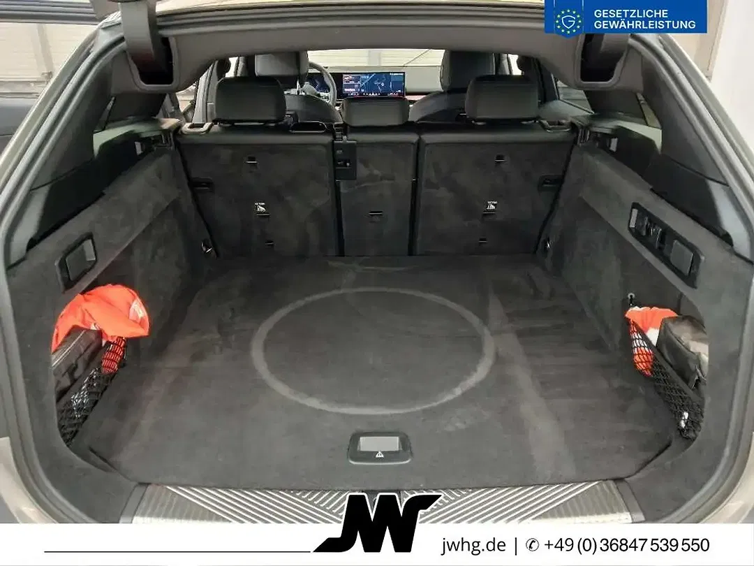 BMW 520 - Thumbnail 13