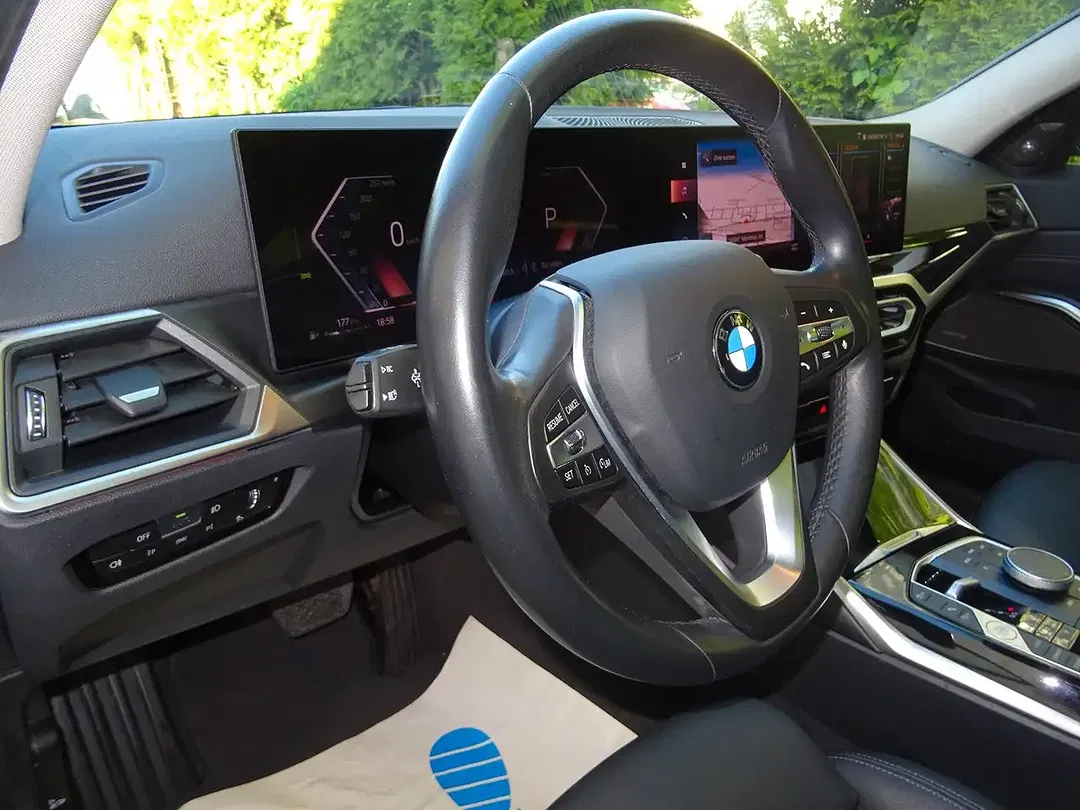 BMW 318 - Thumbnail 8
