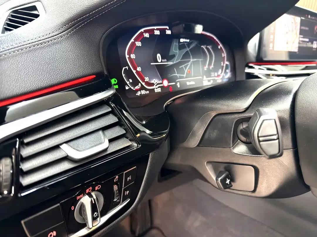 BMW 530 - Thumbnail 12