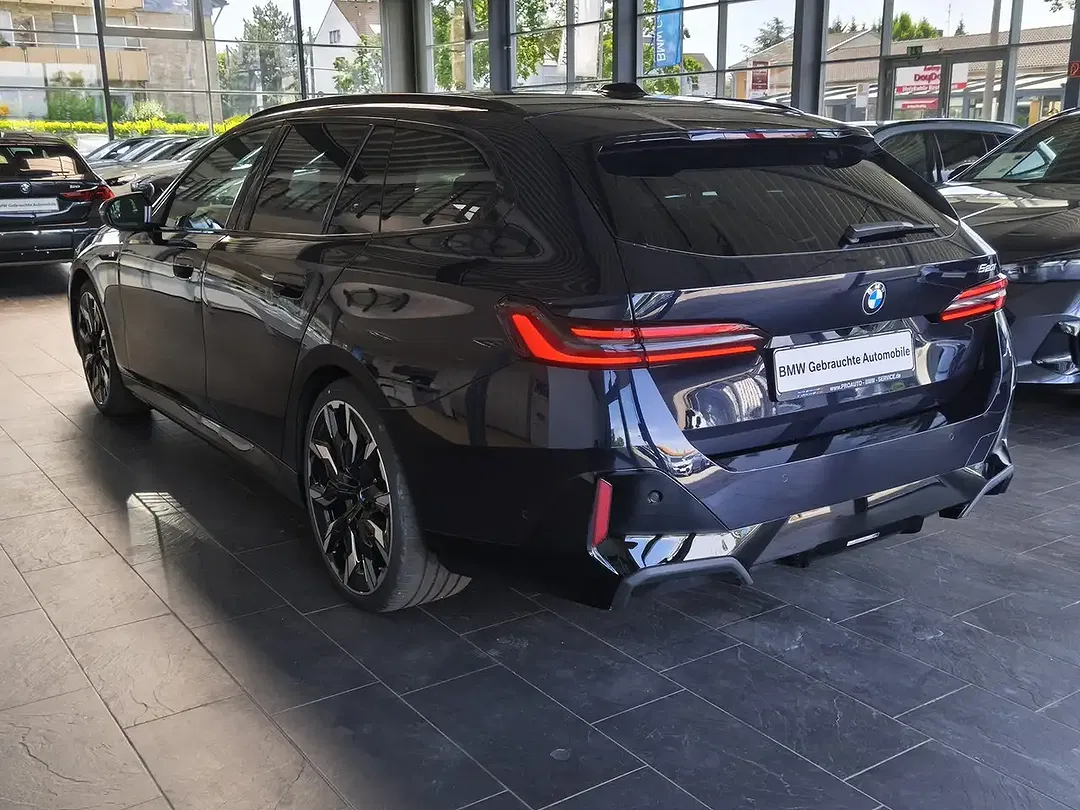BMW 520 - Thumbnail 4