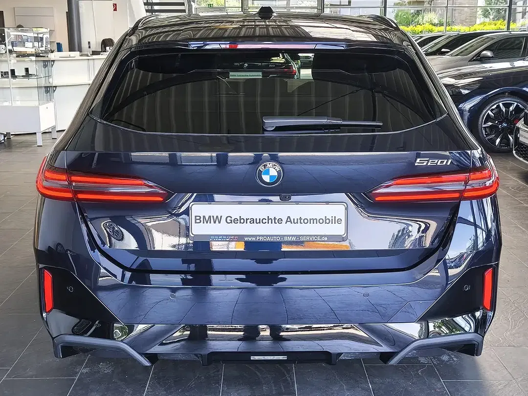 BMW 520 - Thumbnail 5
