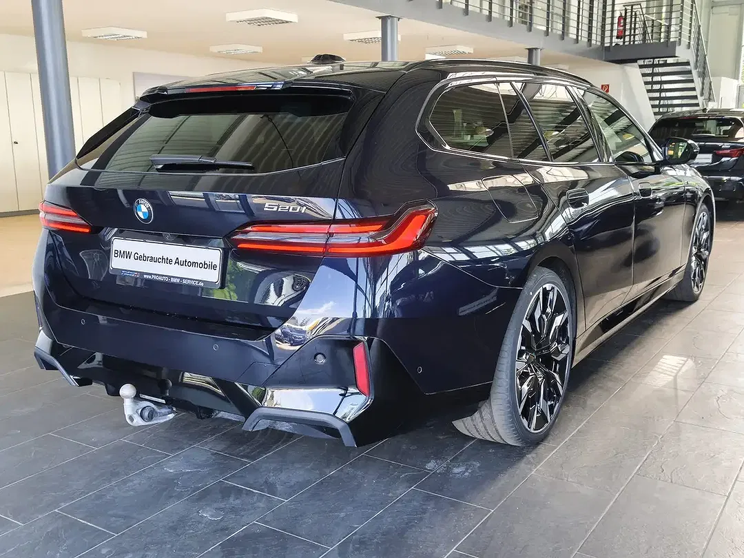 BMW 520 - Thumbnail 7
