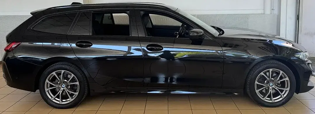 BMW 320 - Thumbnail 2