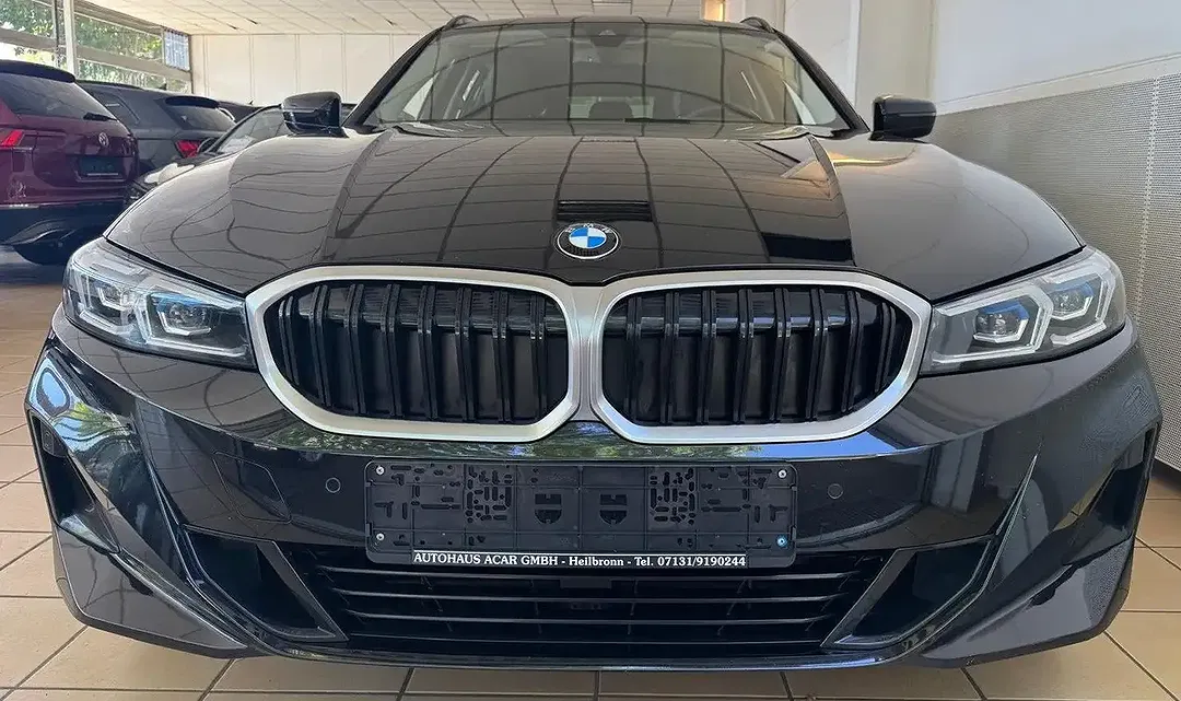 BMW 320 - Thumbnail 4