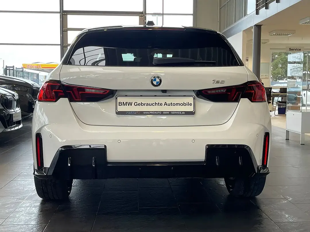 BMW 120 - Thumbnail 6