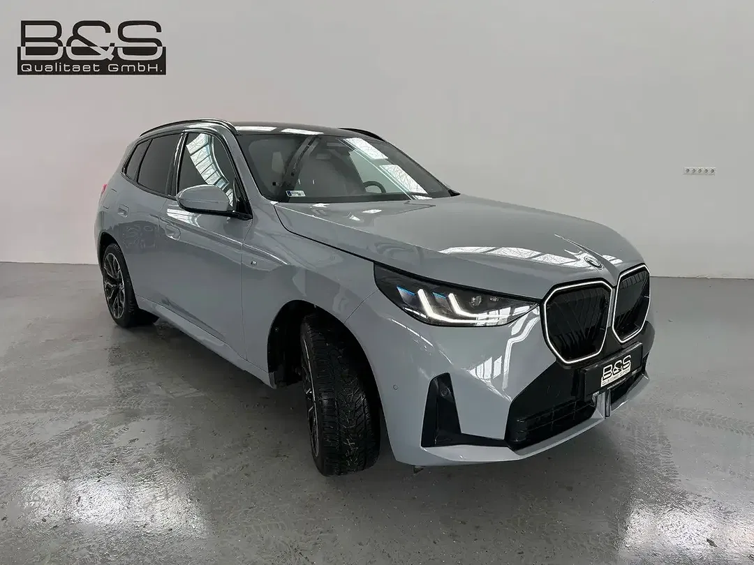 BMW X3 - Thumbnail 6