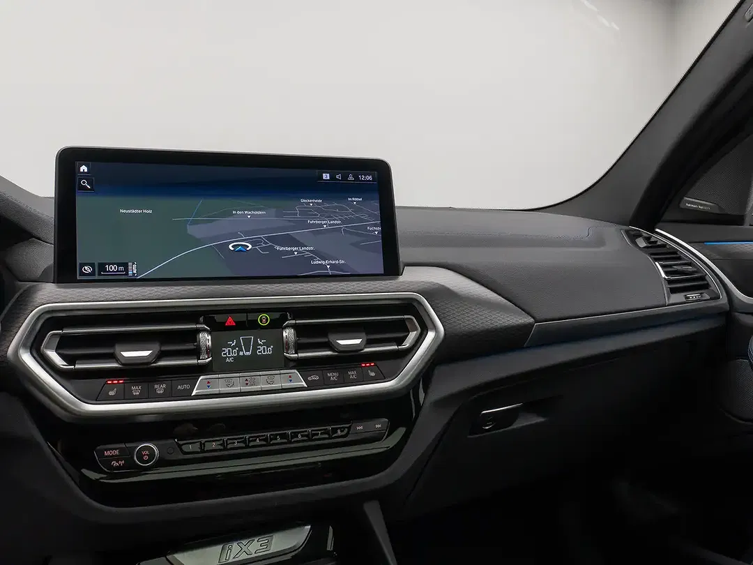 BMW X3 - Thumbnail 21