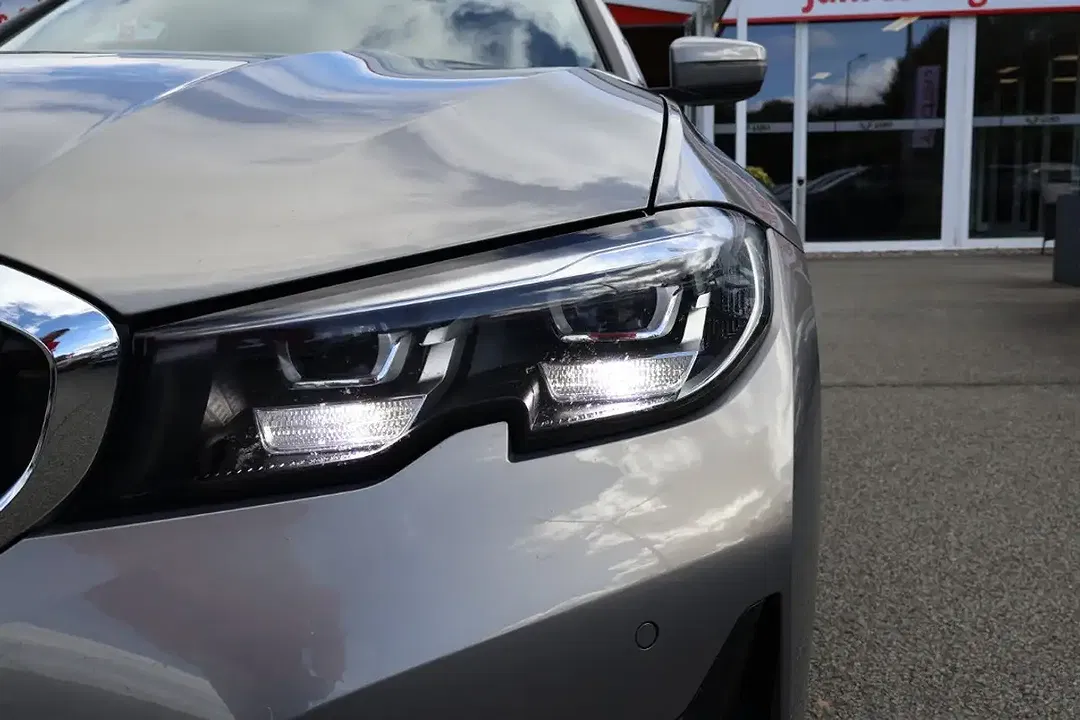 BMW 318 - Thumbnail 10