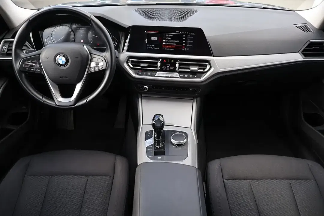 BMW 318 - Thumbnail 14