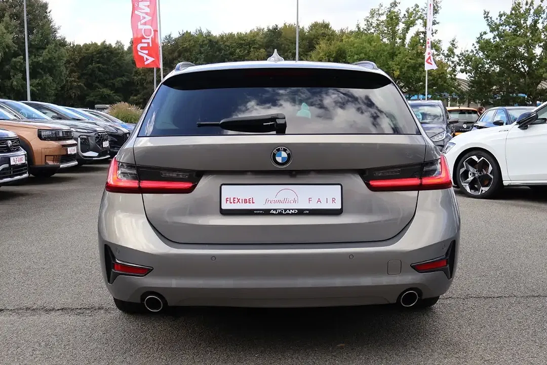 BMW 318 - Thumbnail 5