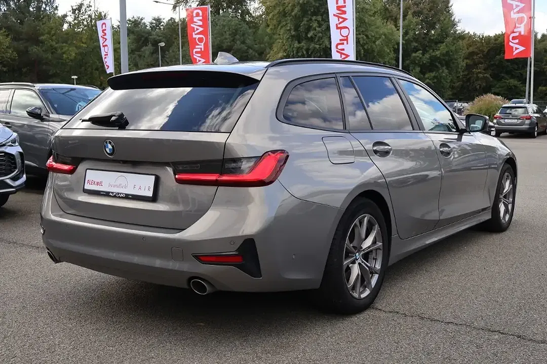 BMW 318 - Thumbnail 6