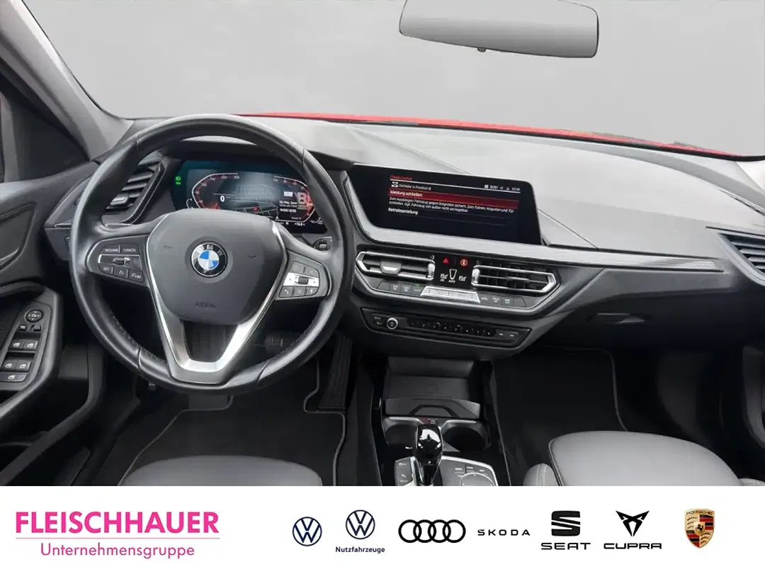 BMW 118 - Thumbnail 8