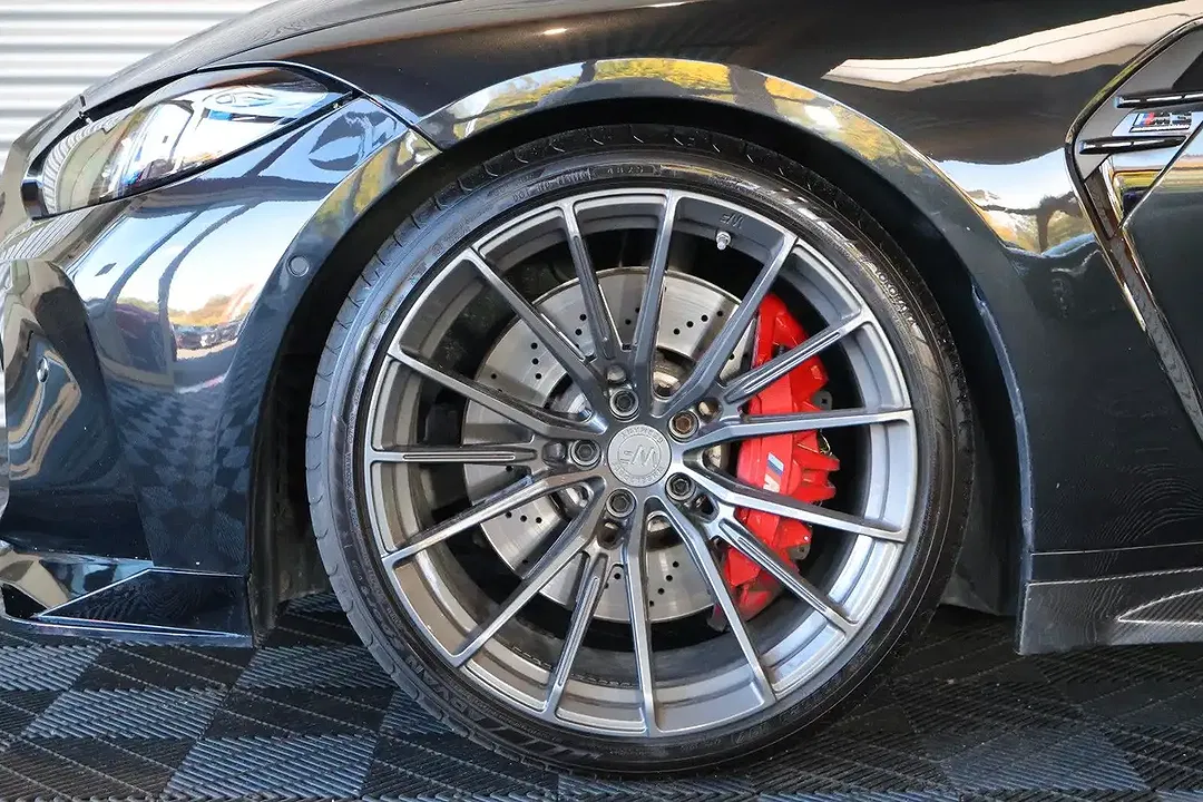 BMW M3 - Thumbnail 3