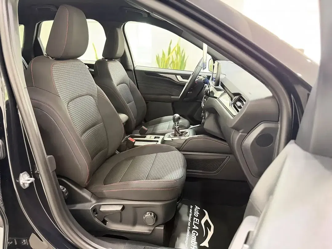 Ford Kuga - Thumbnail 10