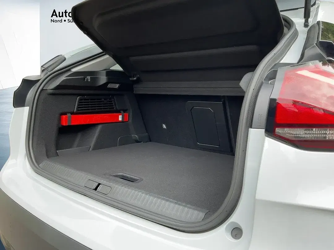 Citroen C4 - Thumbnail 9