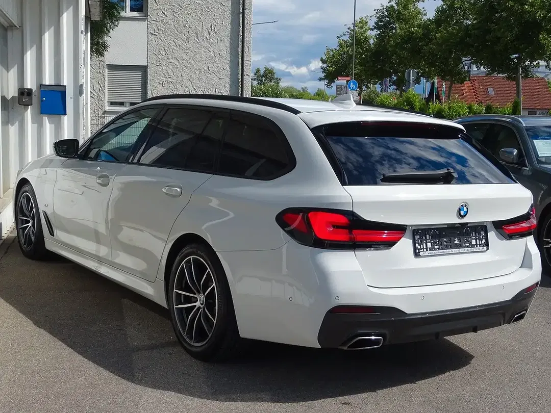 BMW 520 - Thumbnail 4