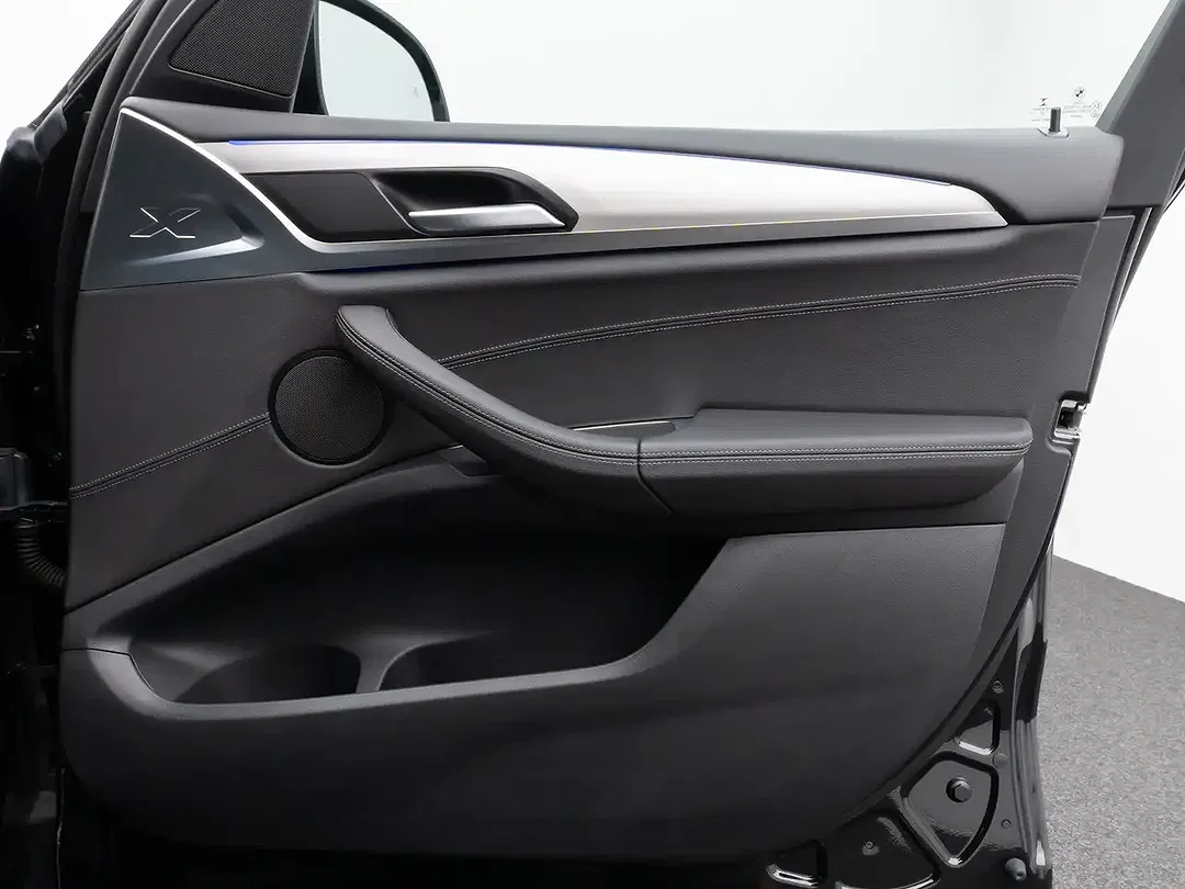 BMW X3 - Thumbnail 30