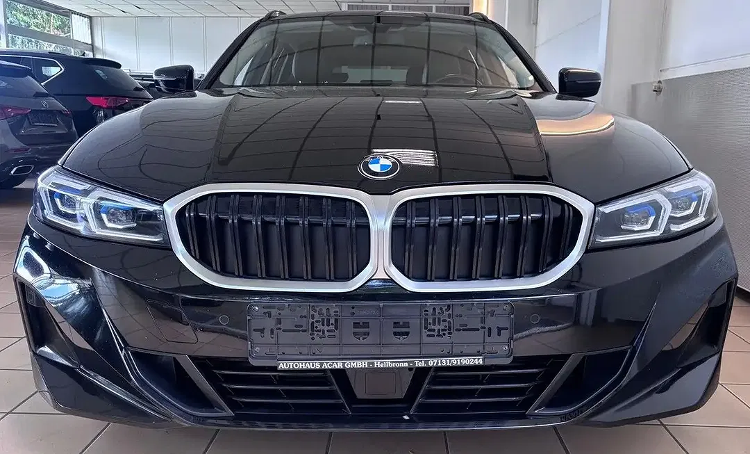 BMW 320 - Thumbnail 4