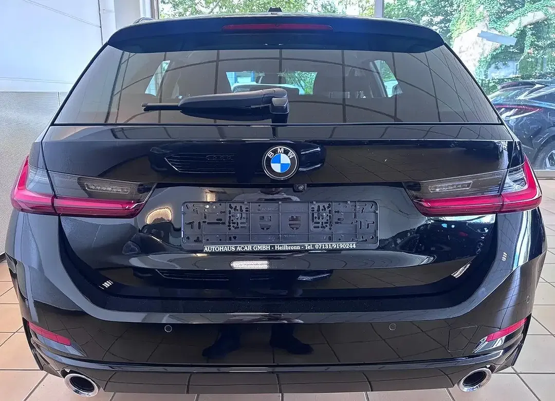 BMW 320 - Thumbnail 6