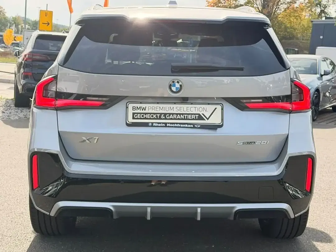 BMW X1 - Thumbnail 6