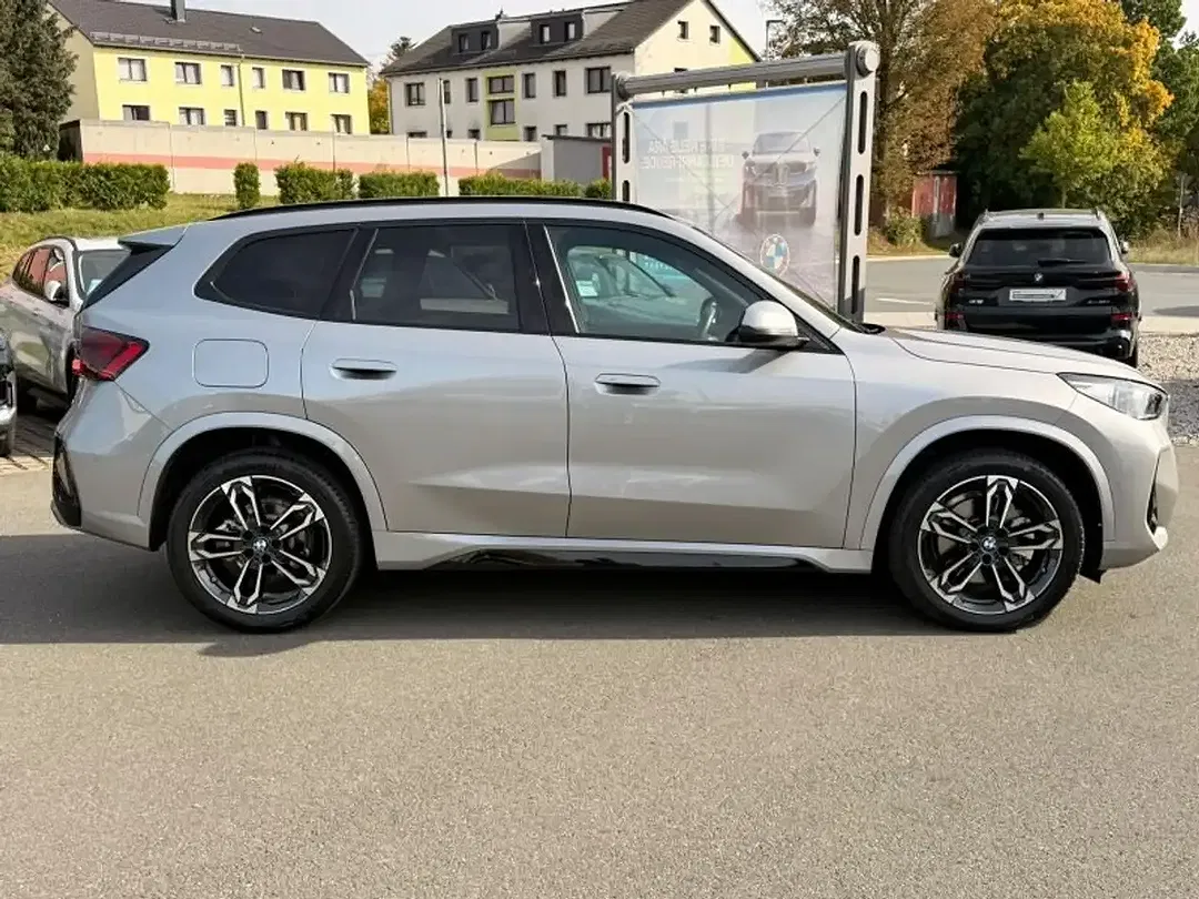 BMW X1 - Thumbnail 7