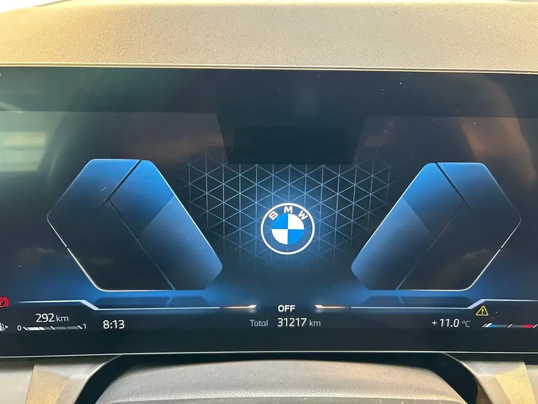 BMW X3 - Thumbnail 11