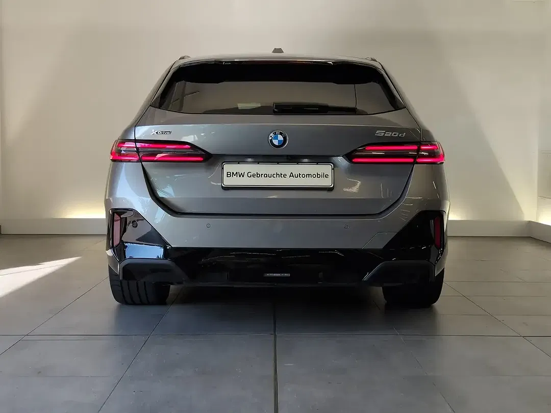 BMW 520 - Thumbnail 10