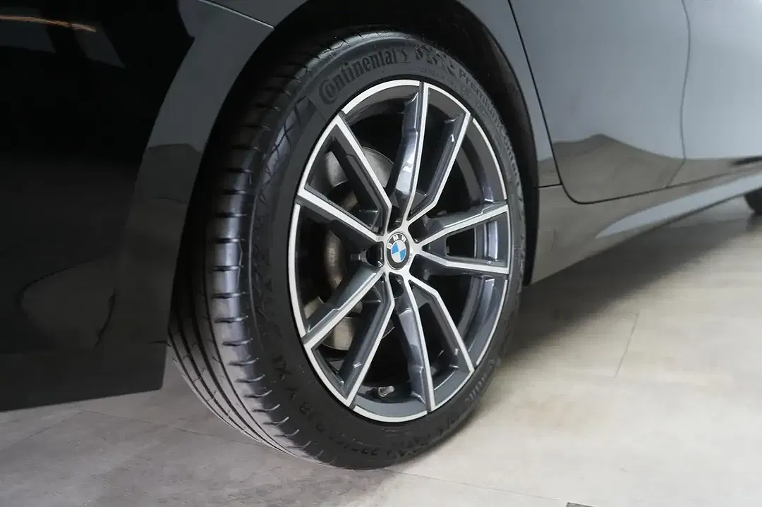 BMW 330 - Thumbnail 14