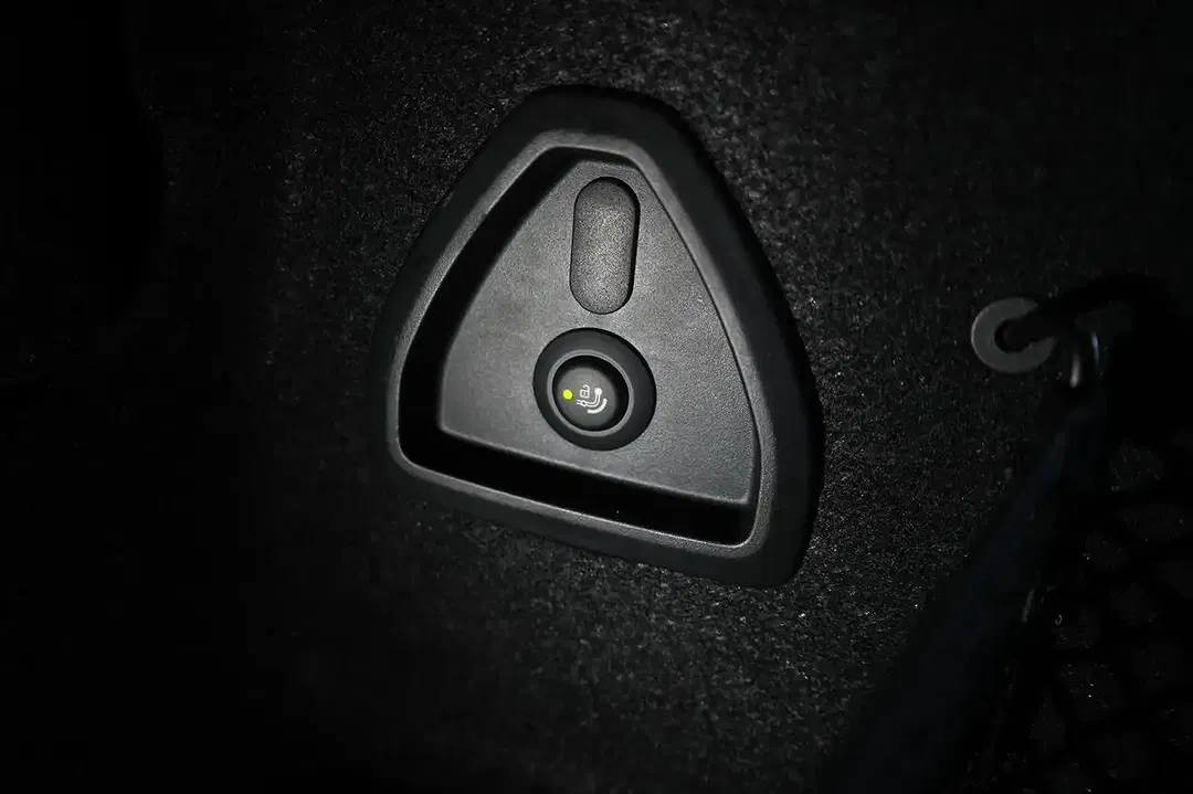 BMW 330 - Thumbnail 8