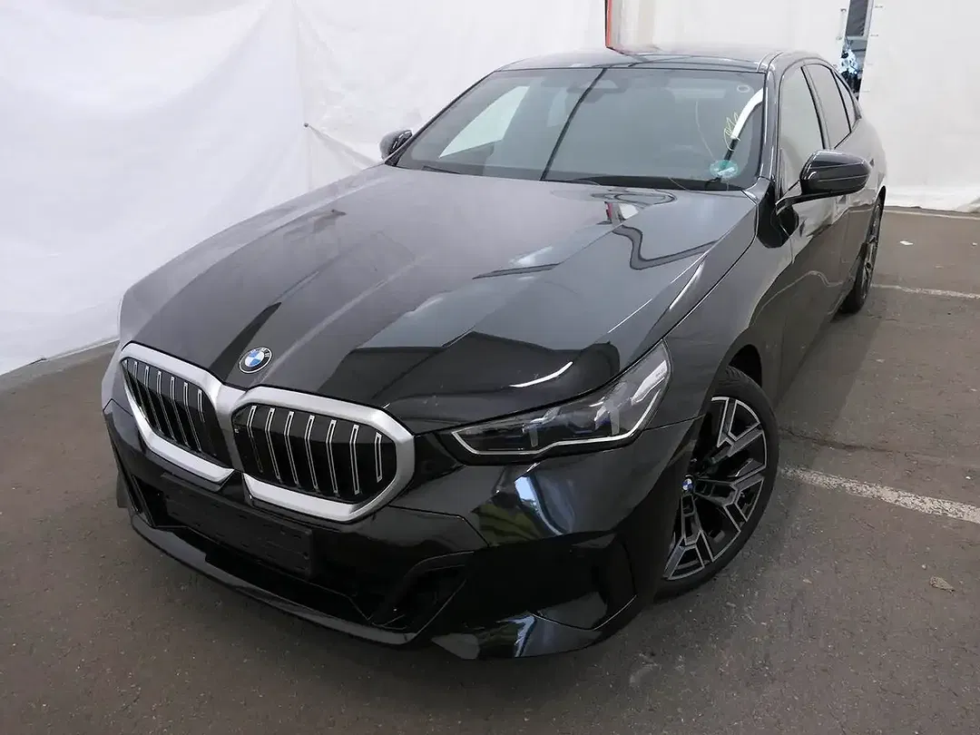 BMW 520 - Thumbnail 2