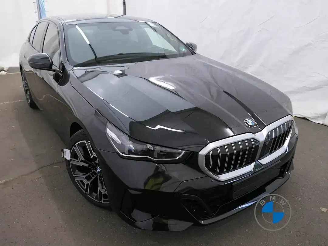 BMW 520 - Thumbnail 4