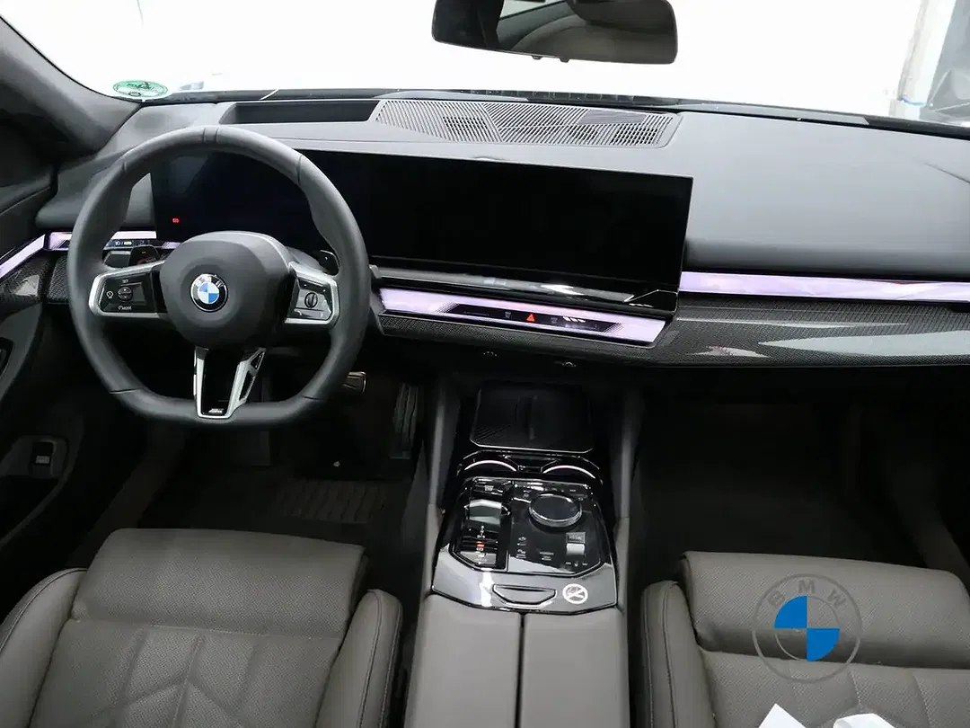 BMW 520 - Thumbnail 8