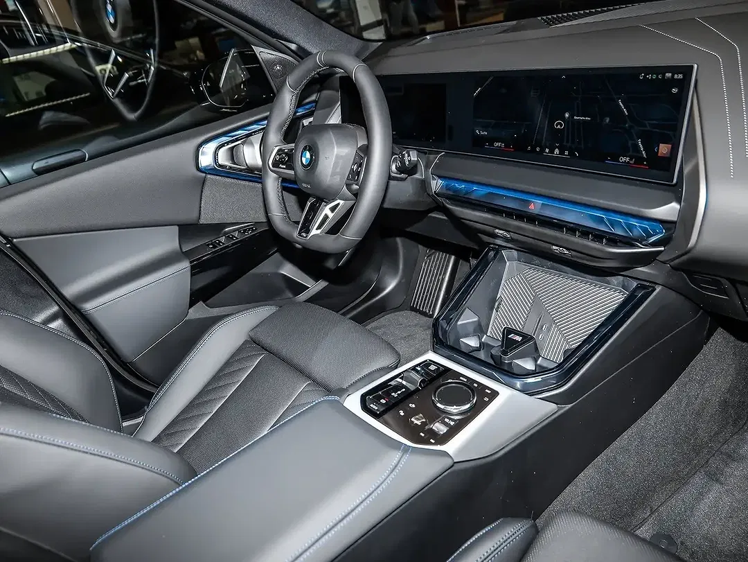 BMW X3 - Thumbnail 6