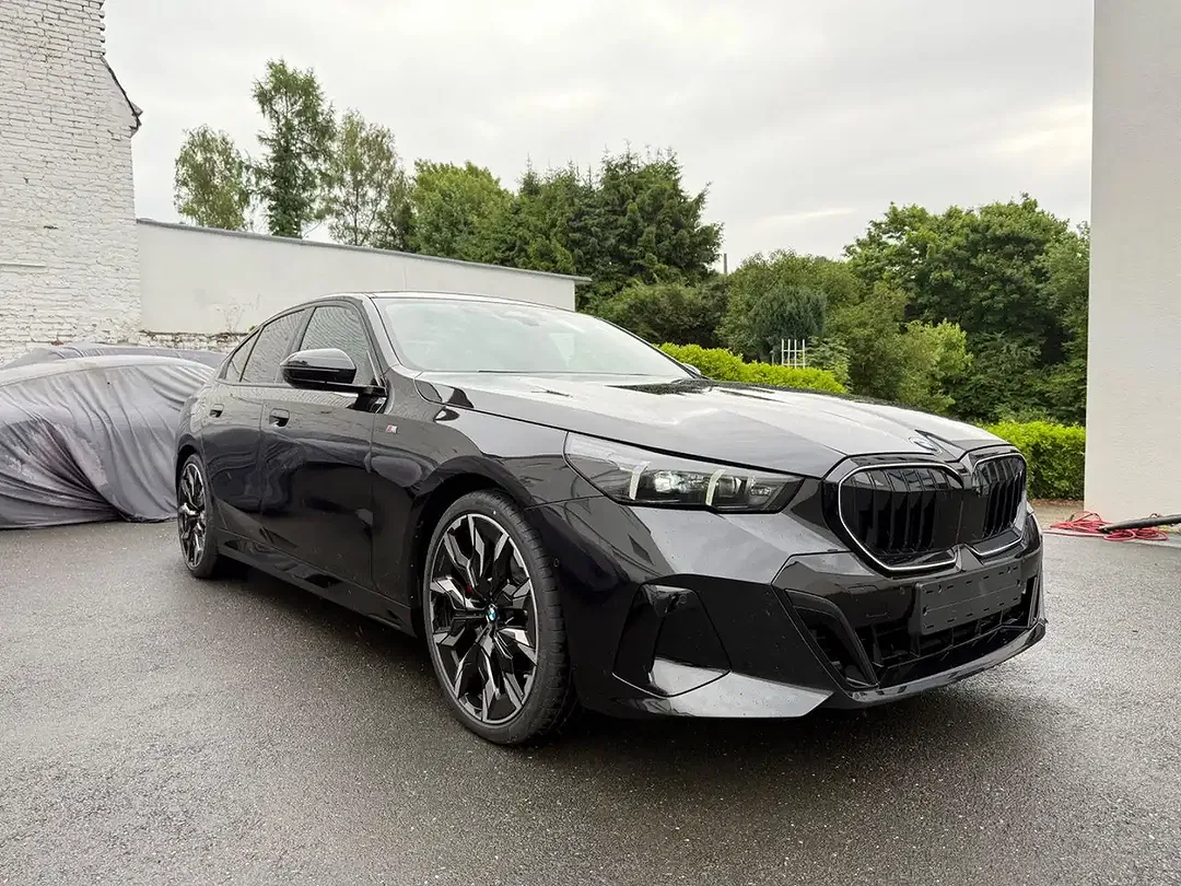 BMW 520 - Thumbnail 10